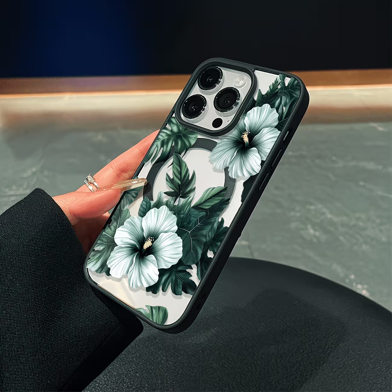 Green Floral Print Phone Case  - огляд і ціна Apple Iphone 16